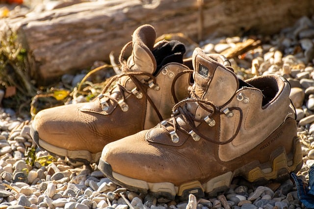 Best waterproof hiking boots under $100 hotsell